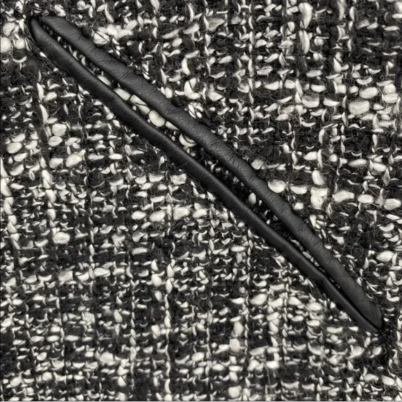 Dana Buchman Black & White Tweed Dress, Size 8 - Picture 6 of 10